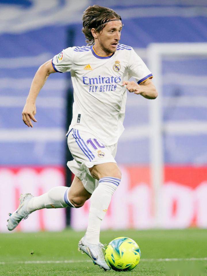 卢伟：上海和香港两大城市比赛很有意义 CBA杯让队伍能够很好地磨合