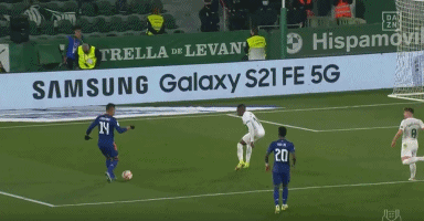 英超第14轮综述：利物浦平局+切尔西爆冷，阿森纳5分领先稳居榜首